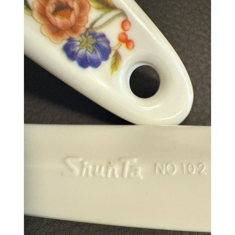 2 MELAMINE RICE/SERVING SPOONS - Picture 7 of 16